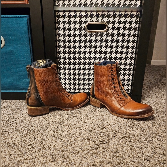 Freebird by Steven - Wales in Tan Multi size 7 - Picture 4 of 6